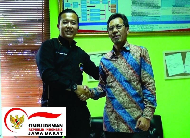 sekjen-perkumpulan-wartawan-republik-indonesia-bersatu-pwrib-firkie-apriliza-ramadhani-se-mm-mh-silaturahmi-ke-ombudsman-ri-perwakilan-jawa-barat